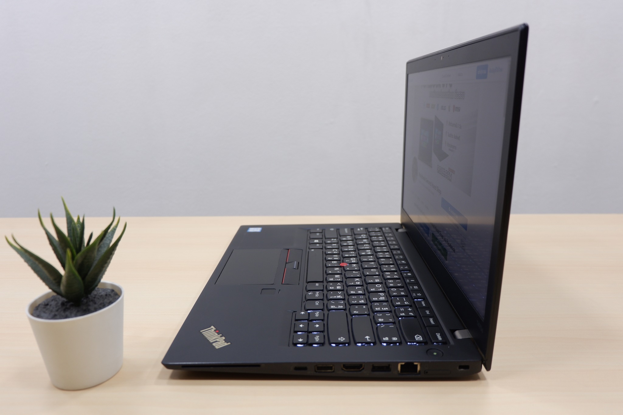 Lenovo ThinkPad T470s (i5-6300U) - Image 5