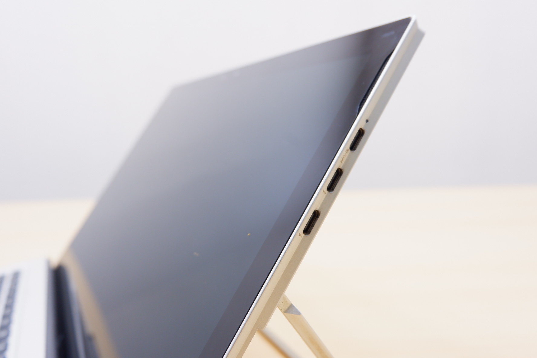 HP Elite X2 1013 G3 (i7-8550U) - Image 2