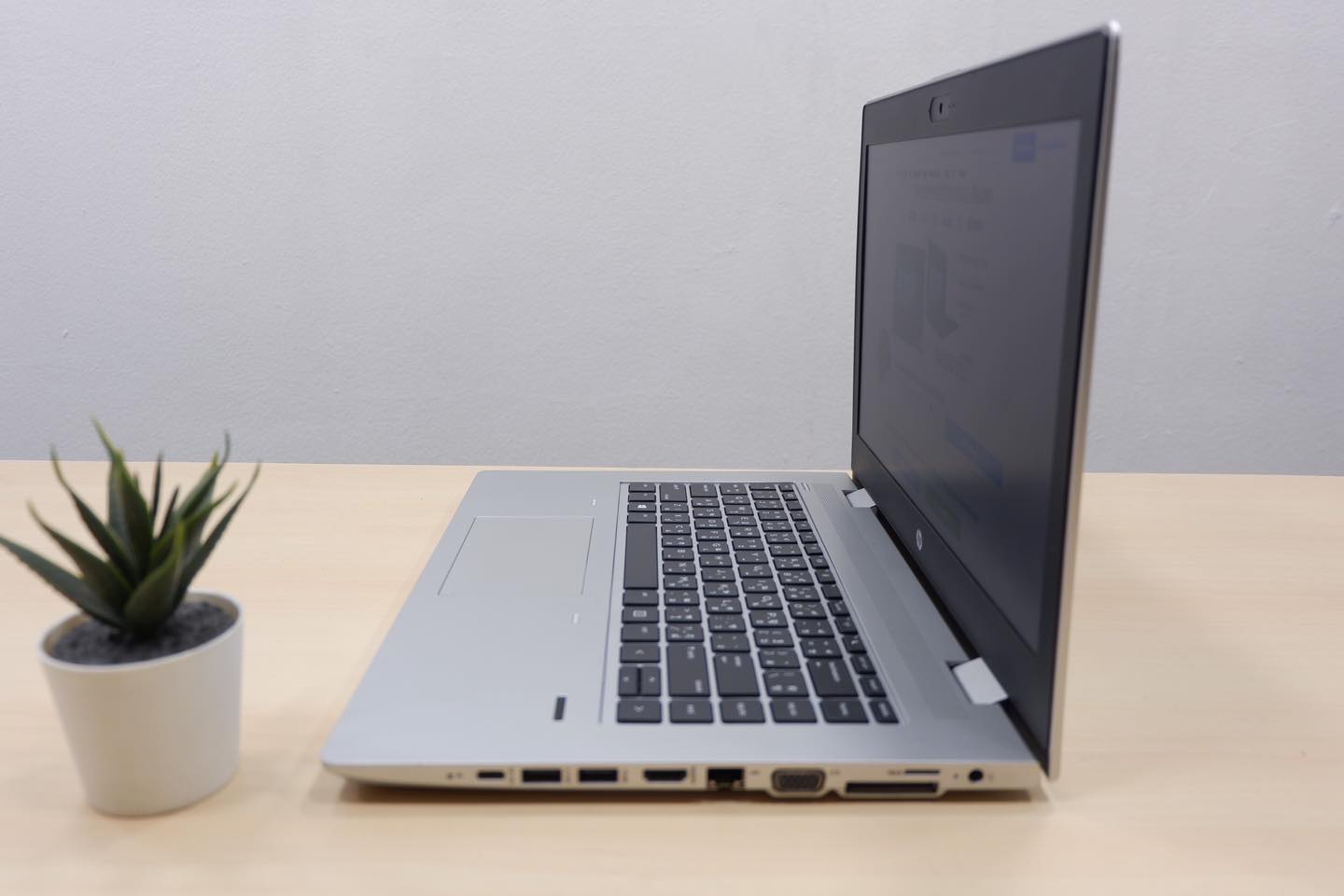 HP ProBook 645 G4 (Ryzen 3 Pro 2300U ) - Image 8