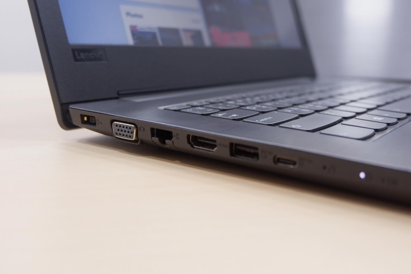 Lenovo V3300-14IKB (i5-8250U) - Image 3